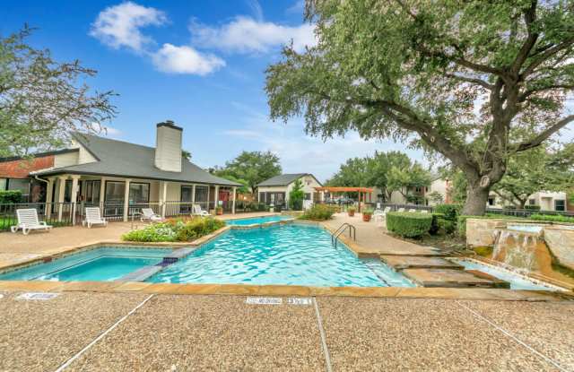 Oak Meadow Apartments Gallery 3