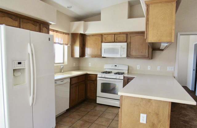 9175 E 31 LN Gallery 4