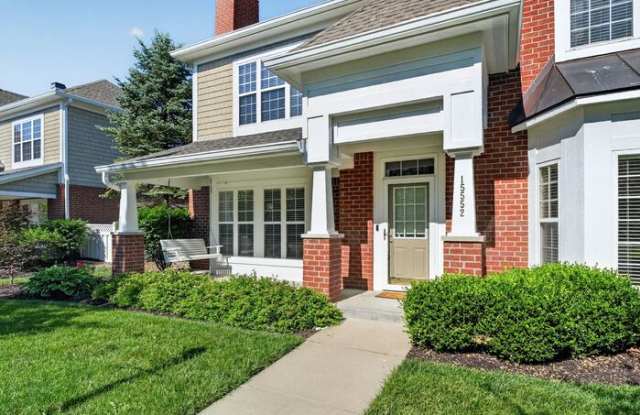 15552 Smithfield Drive Gallery 3