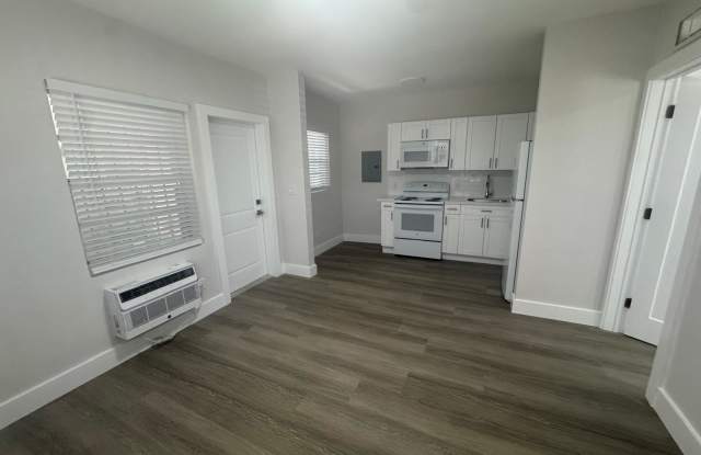 142 SW 21 Ave - Unit 5 Gallery 2