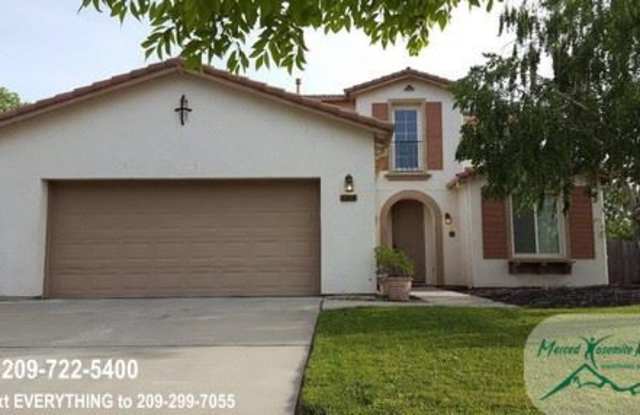1304 Breezeway - 1304 Breezeway Lane, Merced, CA 95340