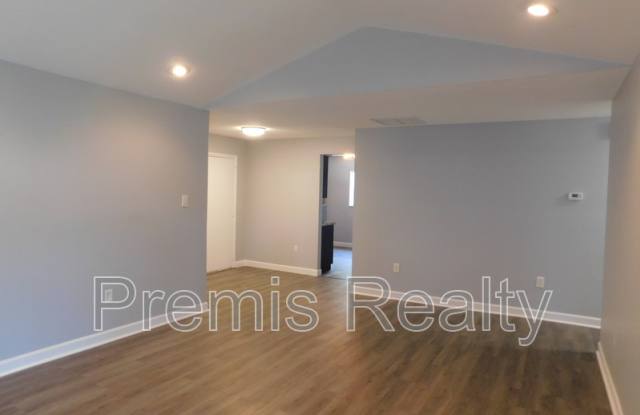1846 East Orangeside Road Gallery 3