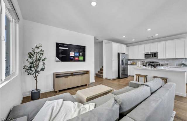 2535 Venetia Pointe Street photos photos
