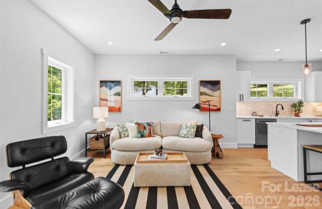 8 Wildwood Park Knoll Gallery 4
