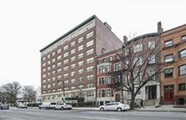 534 Beacon St photos photos