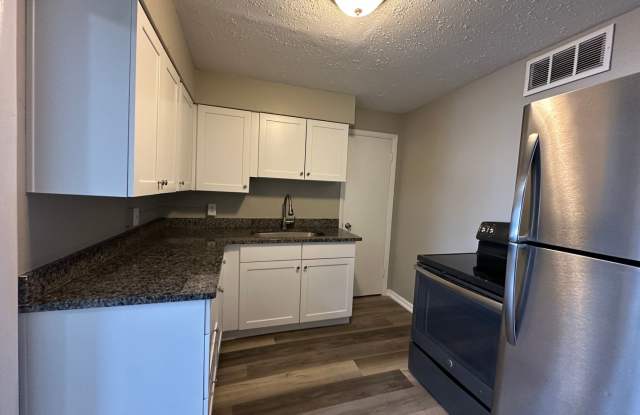 631 N 3rd St photos photos