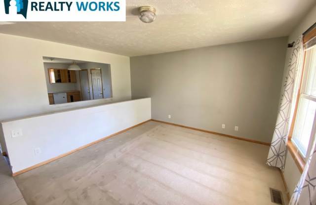 Stunning 4 bedroom Home! Gallery 3