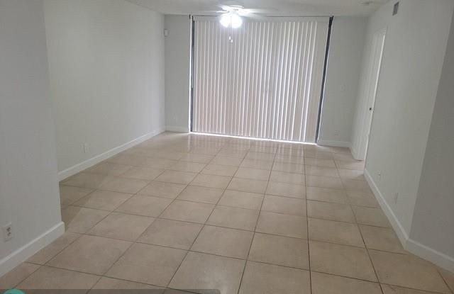 5681 Riverside Dr photos photos