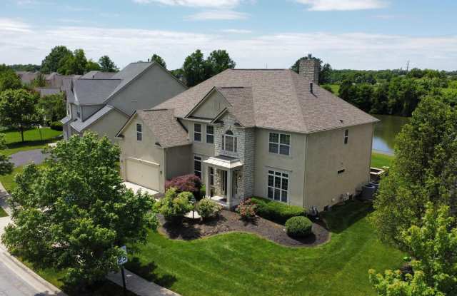 7704 Gateway Lane - 7704 Gateway Lane, Powell, OH 43065