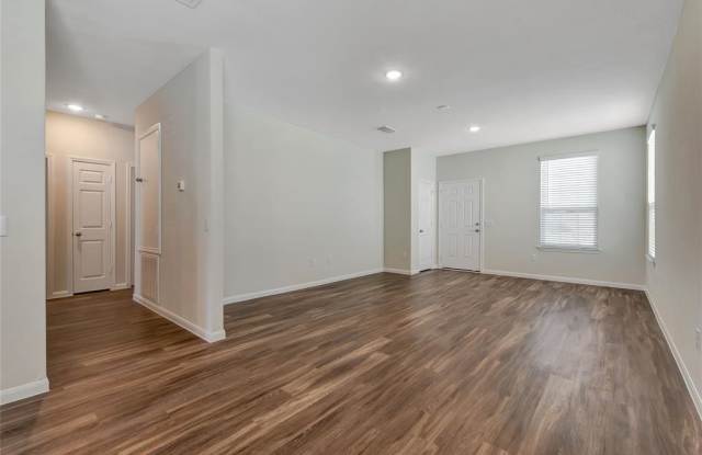 7204 Hobby Wind Ridge Drive Gallery 2