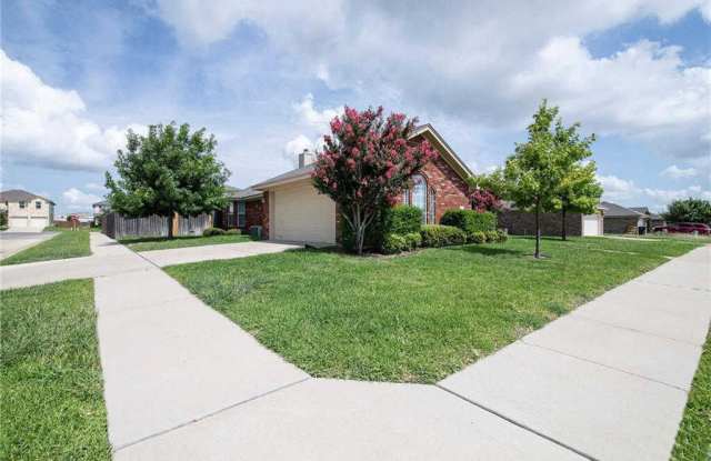 2605 Wisteria Lane Gallery 2
