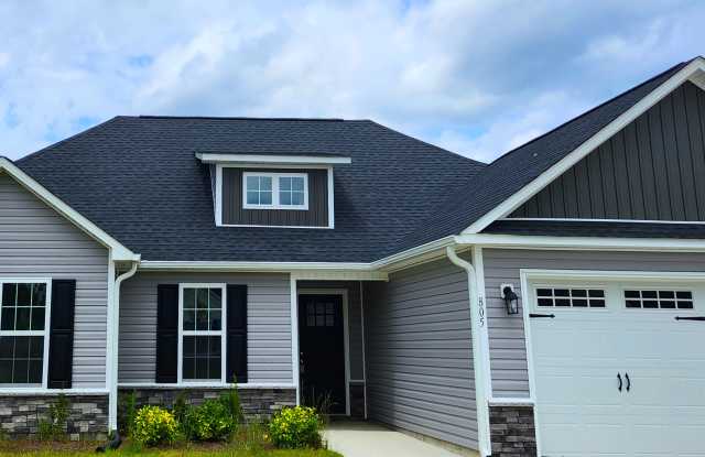 805 Gemini Court - 805 Gemini Court, Onslow County, NC 28540