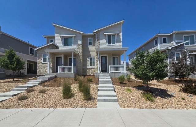 3 Bedroom town home in Aurora - 1695 South Andes Way, Aurora, CO 80017 3 Bedroom town home in Aurora - 1695 South Andes Way, Aurora, CO 80017