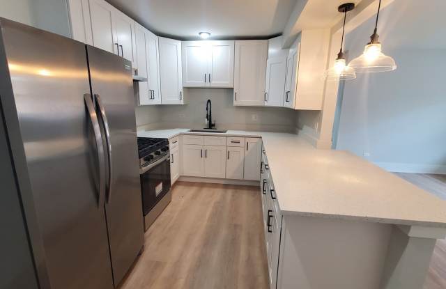 2031 N 18th Avenue photos photos