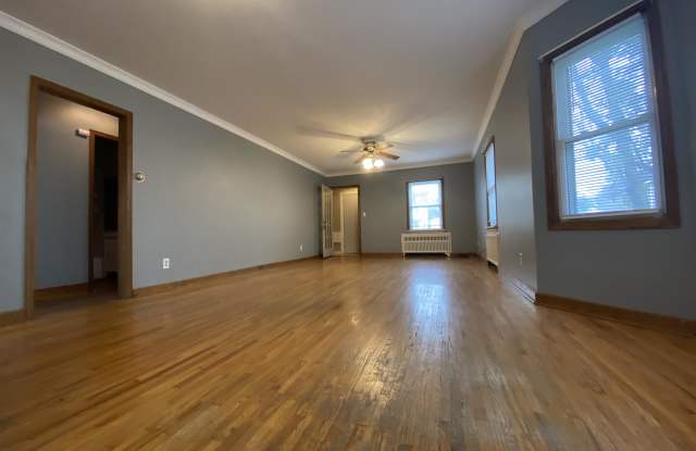 19 7th Avenue Northeast Gallery 2