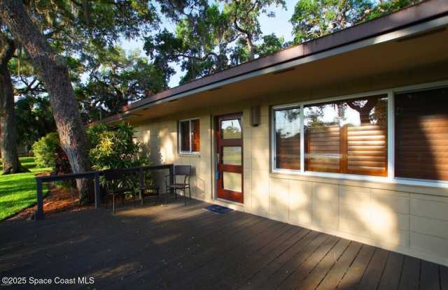 4285 Randon Lane photos photos