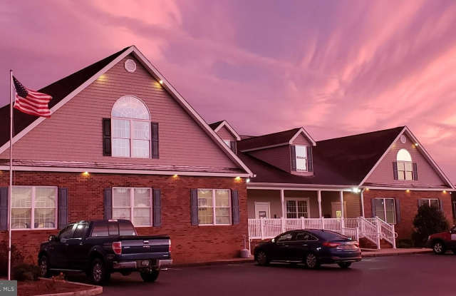 957 NORMAN ESKRIDGE HWY. photos photos