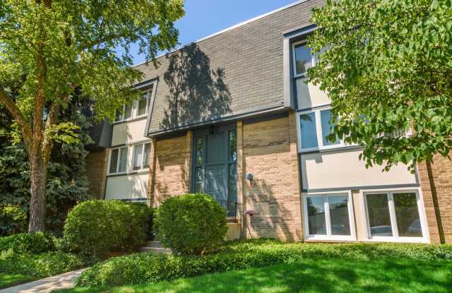 1955 Ammer Ridge Court - 1955 Ammer Ridge Court, Glenview, IL 60025