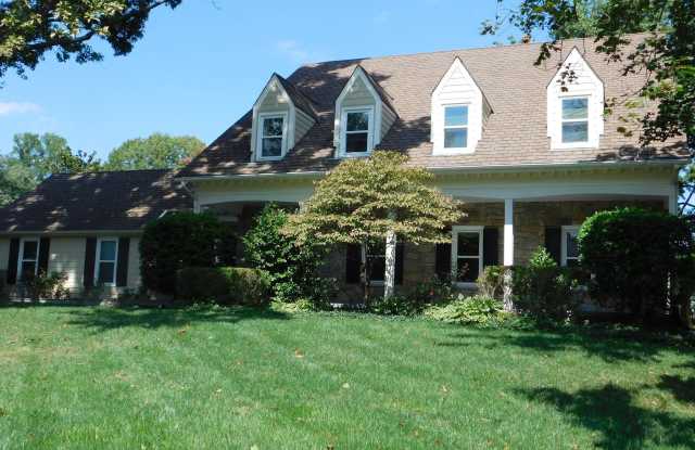 7001 HAMEL HILL COURT - 7001 Hamel Hill Court, McLean, VA 22101