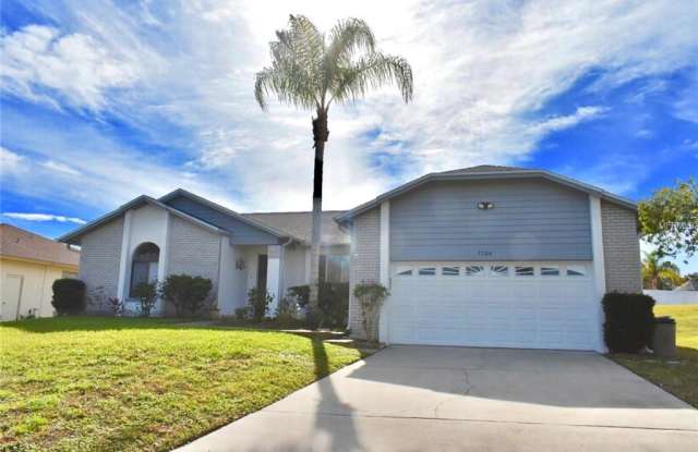 7704 INDIAN RIDGE TRAIL N Gallery 3