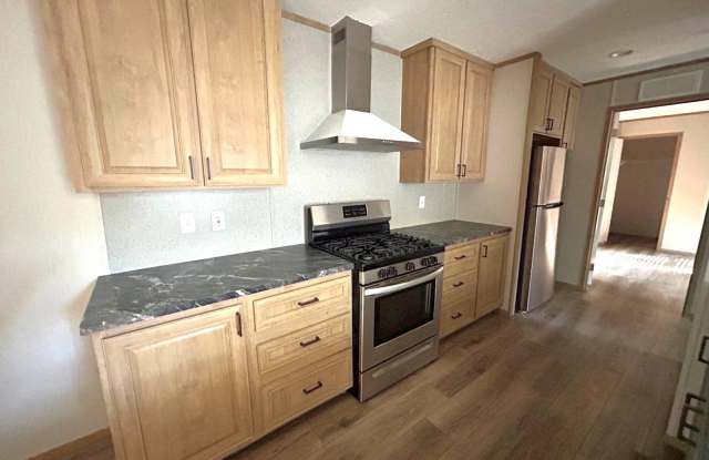 6621 West Ridge Rd photos photos