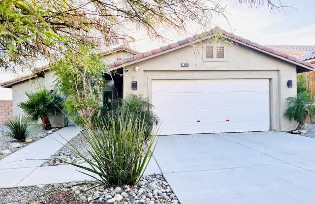 13609 Avenida La Vista photos photos