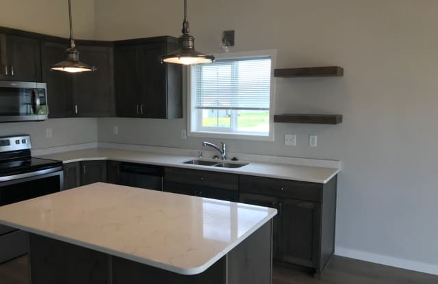 3 Bed 3 Bath Single Family Home Gallery 4