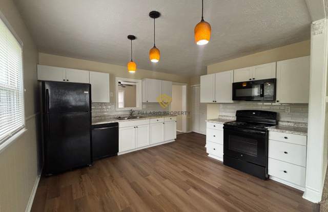 Freshly Remodeled 3-Bedroom Home Minutes from Fort Harrison State Park, Available NOW! Gallery 3