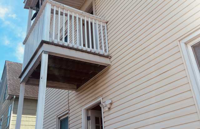 127 Peck Avenue Gallery 3