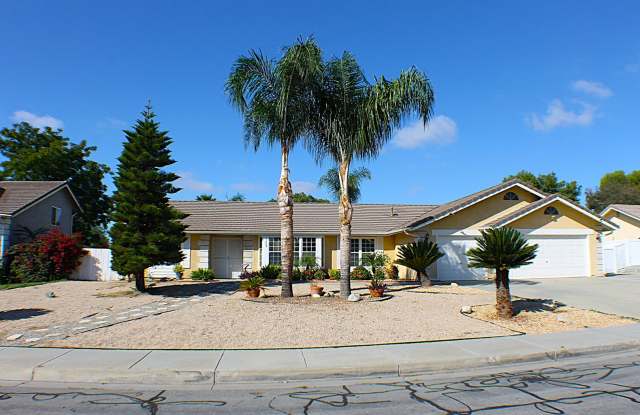 Spacious Ranch-Style Home on Half Acre with Gated RV Parking Gallery 1