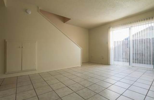 201 E Sequoia Ave Gallery 3
