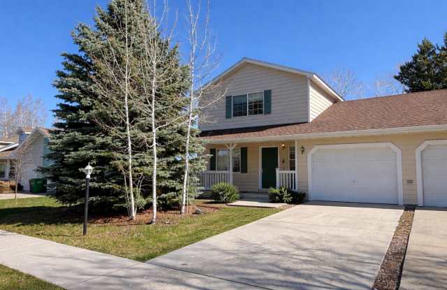 3 Bed 2 Bath Home in Heart of Bozeman - 312 Golden Valley Drive, Bozeman, MT 59718