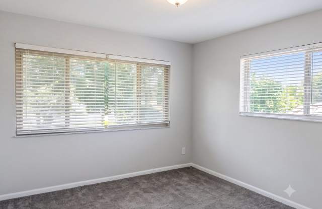 8215 Eads Avenue - C Gallery 4