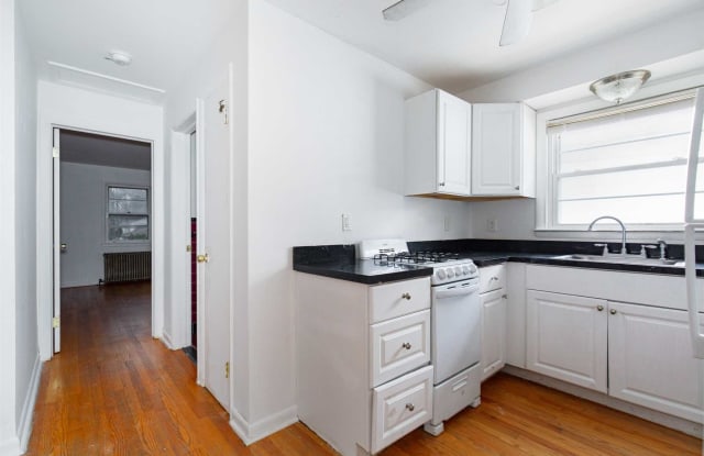 17 COLLEGE AVE - 17 College Avenue, Poughkeepsie, NY 12603
