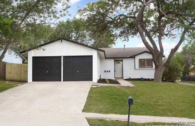 14139 Cradlewood photos photos