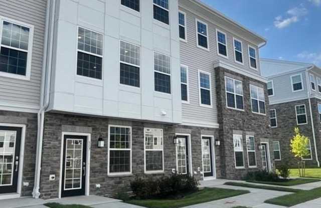 119 STOUTSBURG BLVD photos photos