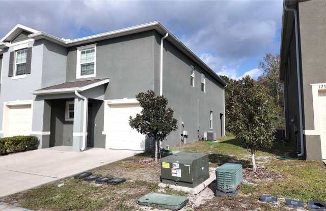 1241 YELLOW FINCH DRIVE photos photos