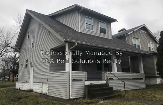 1593 E Kenmore Rd. - 1593 Kenmore Rd, Columbus, OH 43211