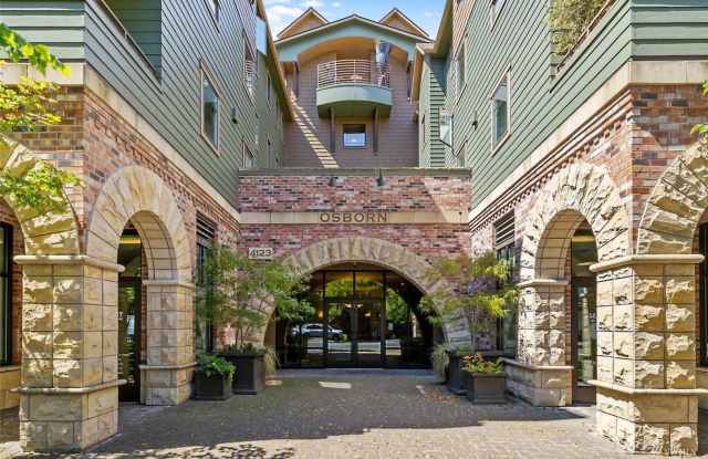 Rustic 1 Bedroom Condo Near Alaska Junction! Gallery 3