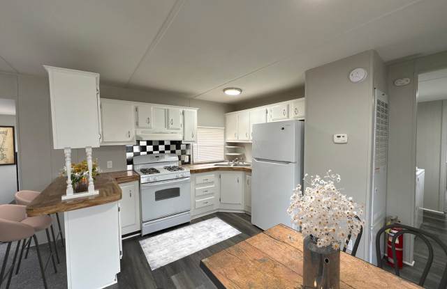 Starlight Mobile Home Park photos photos