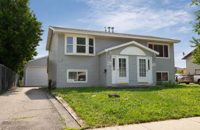 Spacious 2 Bed, 1.5 Bath with Oversized Garage! photos photos Spacious 2 Bed, 1.5 Bath with Oversized Garage! photos photos