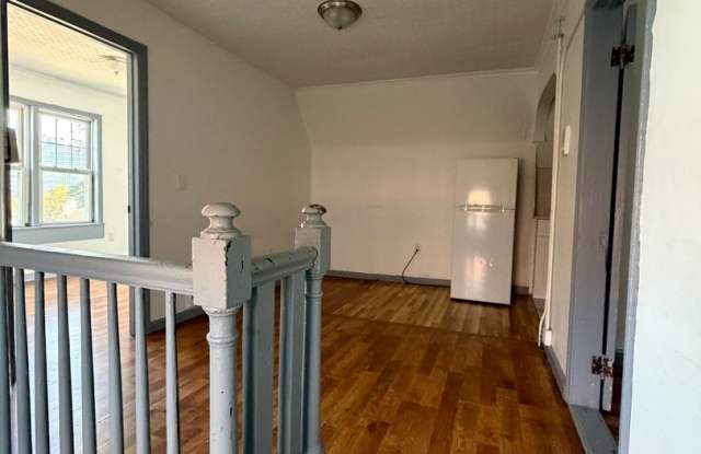 349 Ridgewood Ave Gallery 1