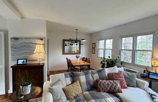 3623 GREENWAY PLACE Gallery 4