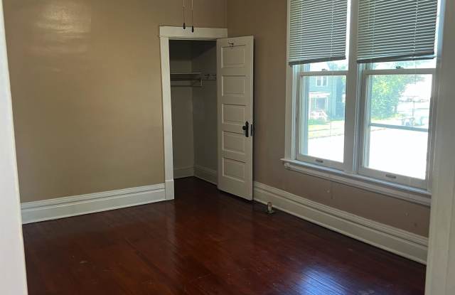 157 Michigan Ave Apt 4 Gallery 2