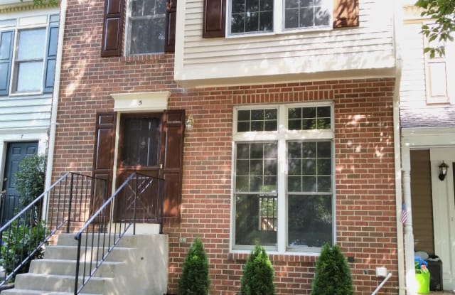 5 FOREST LANDING COURT - 5 Forest Landing Court, North Potomac, MD 20850