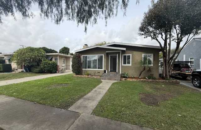 WELCOME TO THIS BEAUTIFULLY PARTIALLY REMODELED 3 BEDROOM, 2 BATHROOM HOME photos photos