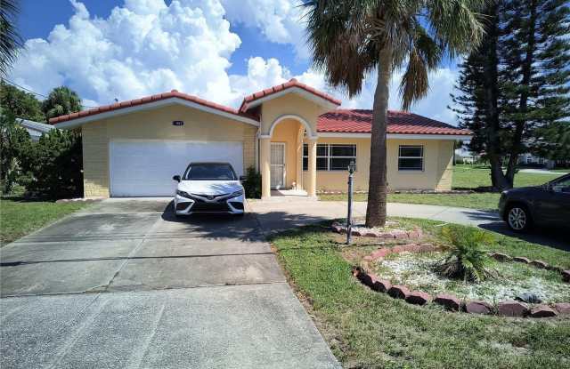 3001 GULF BOULEVARD - 3001 Gulf Boulevard, Belleair Beach, FL 33786
