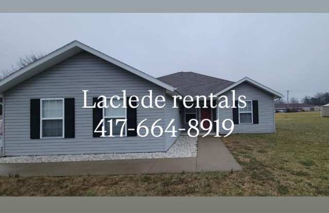 3 Bedroom 2 Bath with an attached 2 Car Garage photos photos