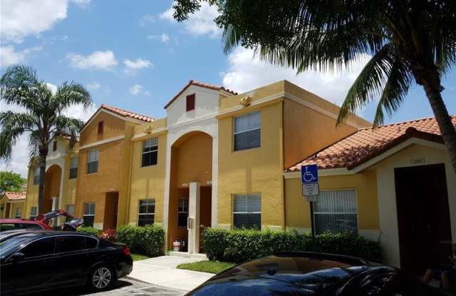 4052 Nw 90th Ave - 4052 Northwest 90th Avenue, Sunrise, FL 33351