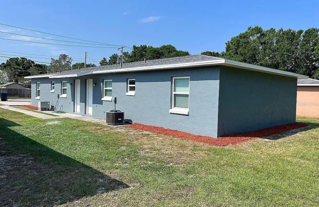 801 AVENUE M SW - 801 Avenue M Southwest, Winter Haven, FL 33880